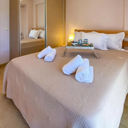 別荘 Gorgeous In Lakkopetra With Wifi