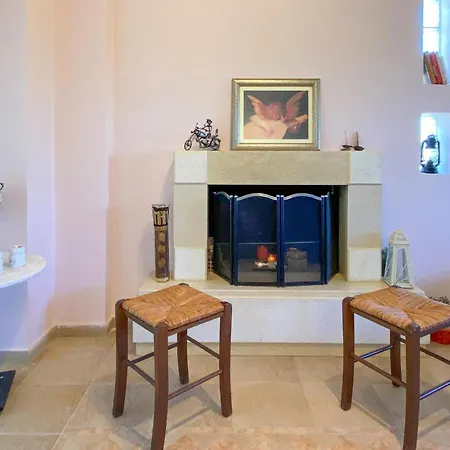 3 Bedroom Lovely Home In Lakkopetra * Lakopetra