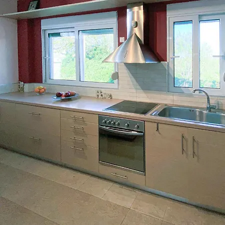Hébergement de vacances 3 Bedroom Lovely Home In Lakkopetra