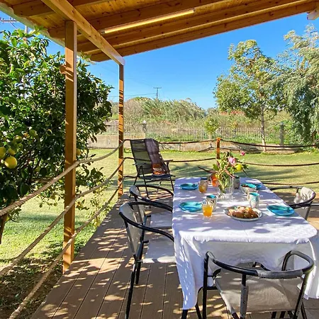 3 Bedroom Lovely Home In Lakkopetra *