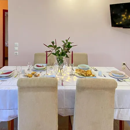 Gorgeous In Lakkopetra With Wifi Lakopetra