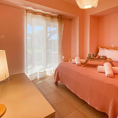 3 Bedroom Lovely Home In Lakkopetra *