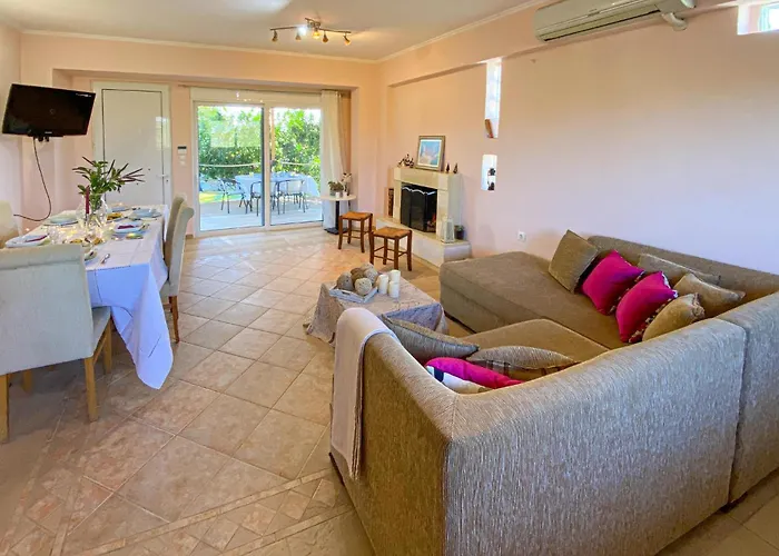 Gorgeous In Lakkopetra With Wifi *