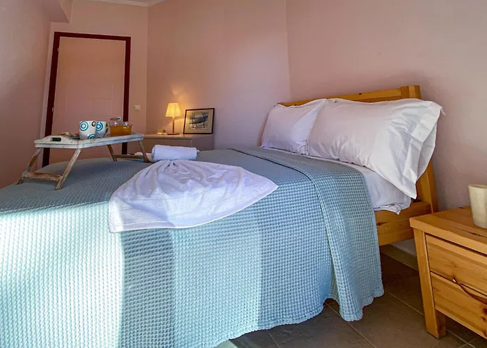 Gorgeous In Lakkopetra With Wifi Holiday home